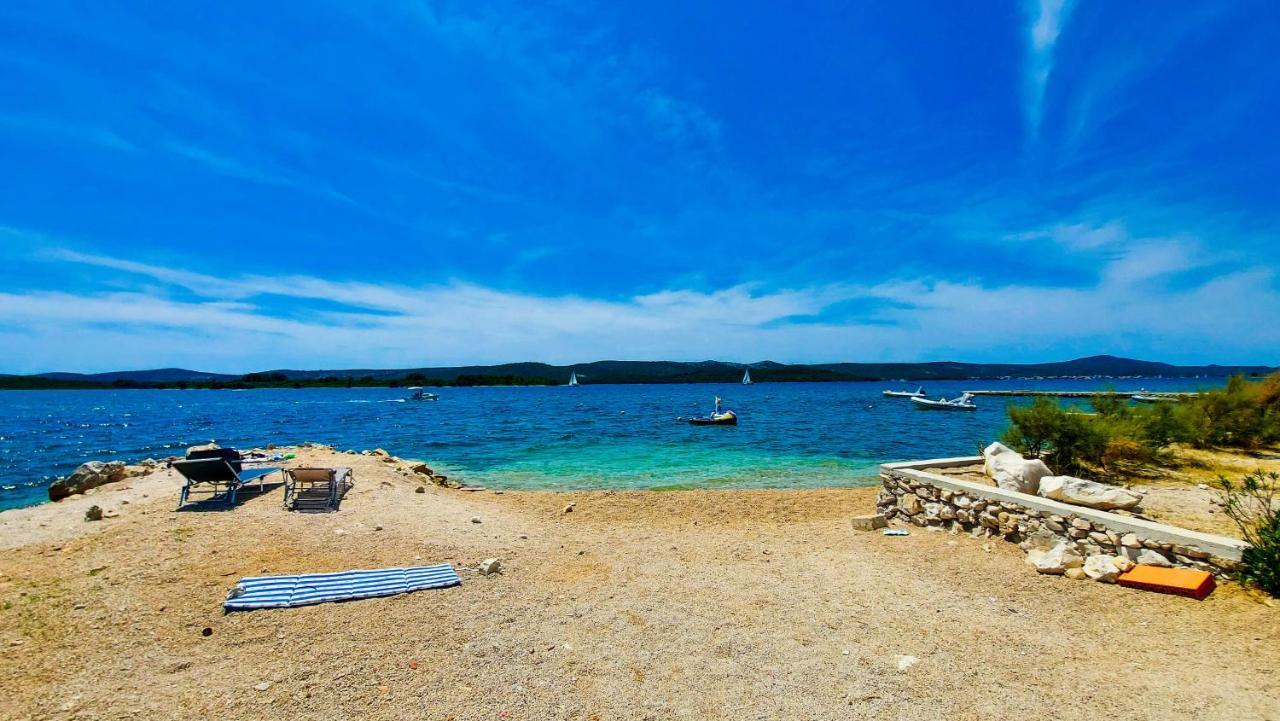 Holiday Home - Beach House 'Amarella' Turanj Exterior foto